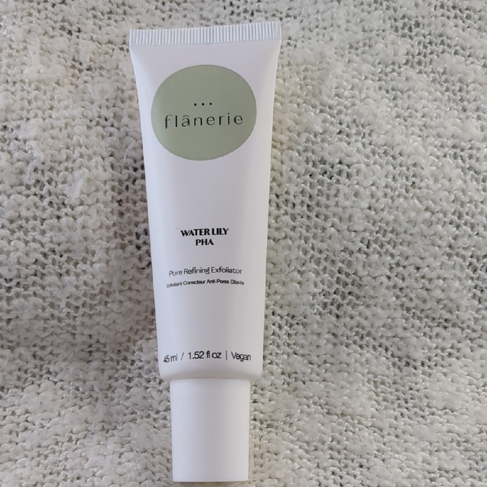 flânerie Water Lily PHA Pore Refining Exfoliator, 30ml/1.0fl oz